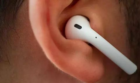 Kablosuz Kulaklıkların Uzun Süreli Kullanımı Kulak Sağlığını Tehdit Ediyor