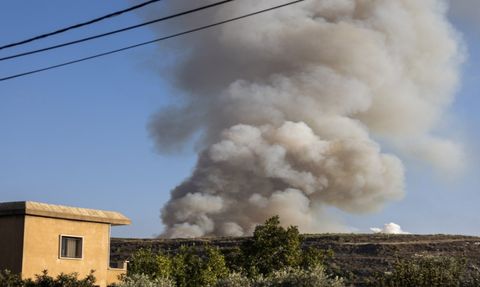 Lübnan'da Birleşmiş Milletler Karargahına Roket İsabet Etti