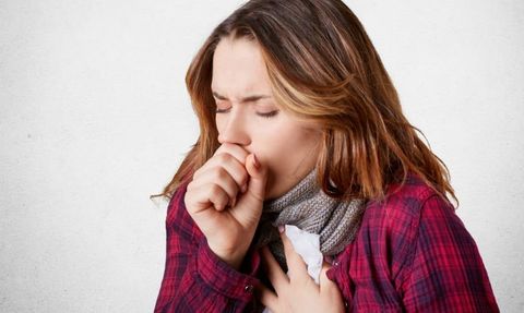 Öksürük Nasıl Geçer? Doğal Yöntemlerle Öksürükten Kurtulun