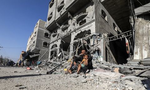 Ambulansta Cenaze Namazı: İsrail'in Gazze'de Katliamı