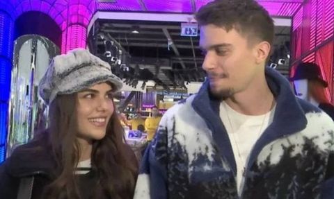 Üç Kız Kardeş Dizisinin Türkan'ı Özgü Kaya, Sevgilisi Eren Ören'in Doğum Gününü Kutladı