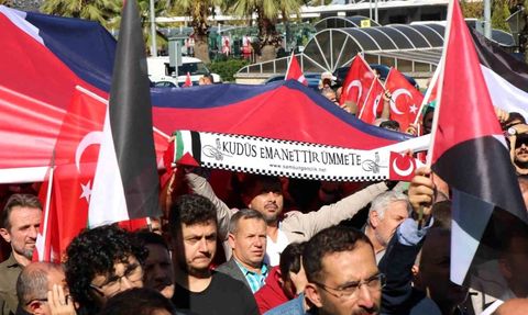 Kudüs'ü Fetheden Selahattin Eyyubi'nin Torunu Samsun'da İslam Dünyasına Seslendi