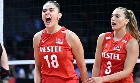 VakıfBank ve A Milli Kadın Voleybol Takımı Yıldızları Cansu Özbay'ın Doğum Gününde Buluştu