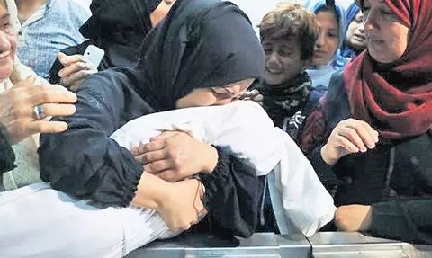 İsrail'in Gazze'ye Devam Eden Bombardımanı ve İnsan Hakları İhlalleri