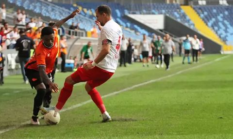 Adanaspor, Ümraniyespor'u 1-0 Mağlup Etti