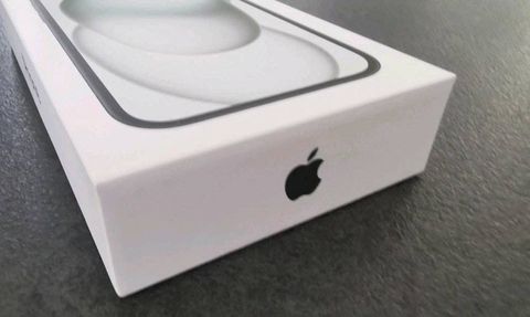 Apple Mağazalarında iPhone'lar Kutusu Açılmadan Güncellenecek