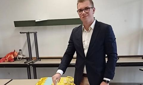 Almanya'da Faşist Parti Üyesi Milletvekili Gözaltına Alındı