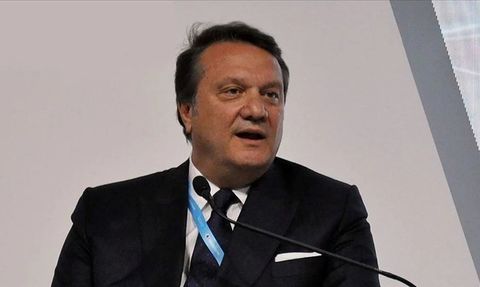 Hasan Arat Kimdir? Hayatı ve Kariyeri Hakkında Bilgiler