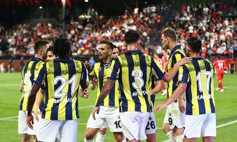 Fenerbahçe'nin Stoper Krizi Bulgar Basınında Gündem Oldu