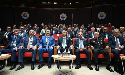 İçişleri Bakanı Yerlikaya Oda ve Borsa Başkanlarıyla Toplandı
