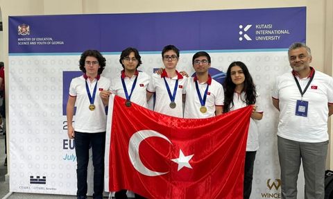 Teknoloji ve Bilimde Yeni Ufuklar: TÜBİTAK’ın 61. Yıl Dönümü Töreni