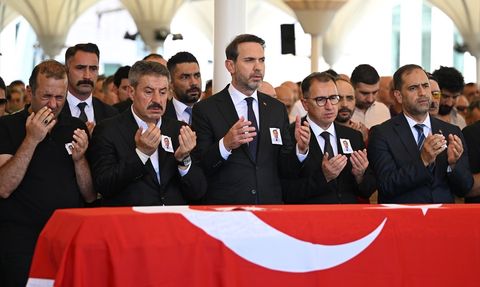 Bakan Bayraktar, TPAO Arama Daire Başkanı Sadioğlu'nu Uğurladı