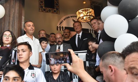 Beşiktaş Kulübü Başkanı Hasan Arat'tan Anlamlı Açılış