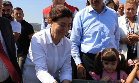 Edirne, 10 Milyon Yavru Sazan Balığını Su Kaynaklarına Bıraktı