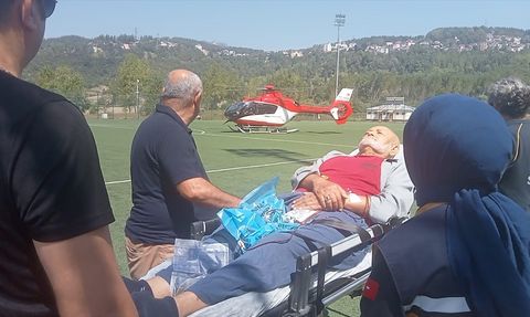 Kahramanmaraş'ta 80 Yaşındaki Hasta Ambulans Helikopterle Adana'ya Uğurlandı
