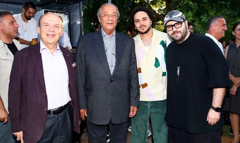 Shane Larkin, Yenilenen Basketbol Sahasının Açılışını Yaptı