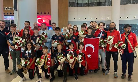 Türkiye Atlı Okçuluk Takımı, Fransa'da 18 Madalya Kazandı