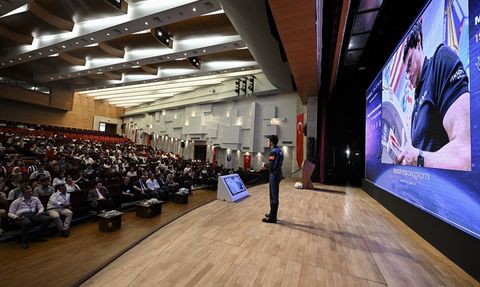 Türkiye'nin Uzay Hedefleri ODTÜ'de Tartışıldı