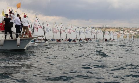 8. Uluslararası Süleymanpaşa Optimist Cup Yelken Yarışları Start Aldı