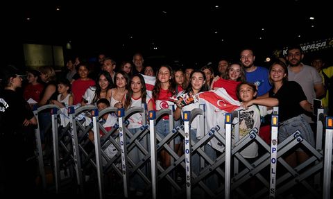 A Milli Takım İzmir'de İzlanda Hazırlıkları Başladı