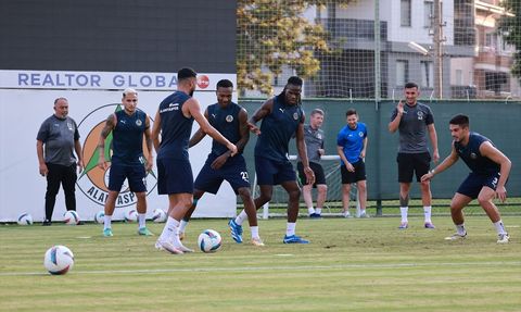 Alanyaspor Hazırlıklarını Başlattı