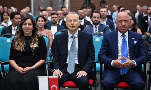 Ankara'da İş ve İnşaat Makineleri İhracatçıları Ödüllendirildi