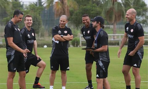 Antalyaspor Kasımpaşa Maçına Hazırlanıyor