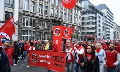 Brüksel'de Audi İşçileri İçin Dayanışma Gösterisi