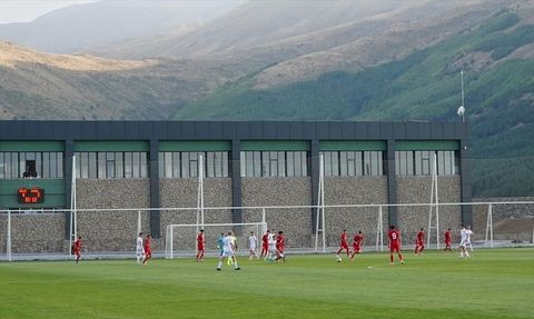 Erciyes Yüksek İrtifa Futbol Turnuvası'nda Türkiye İkinci Maçında Danimarka'yı Geçti