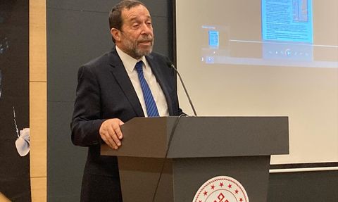 Eskişehir'de Rauf Denktaş Anısına Fotoğraf Sergisi Açıldı