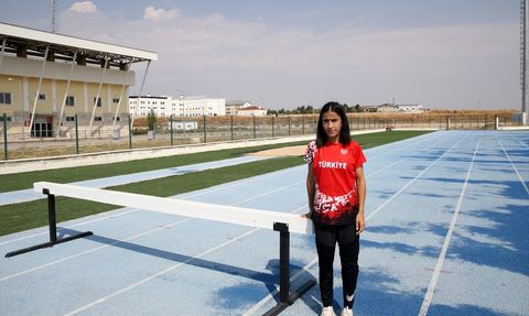 Göz Dolduran Azim: Derya Kunur'un Şampiyonluğu