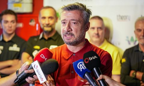 İstanbul'da 22. Balaban-Theory 3 Bant Bilardo Turnuvası Başladı