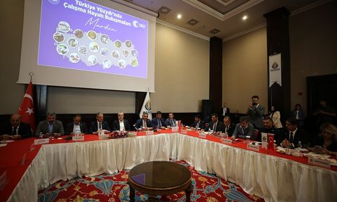 Mardin İş Dünyası İstişare Toplantısı'nda Hedefler Belirlendi