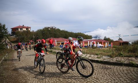 Rize'de Uluslararası MTB Cup Dağ Bisikleti Yarışları Gerçekleştirildi