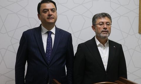 Tarım ve Orman Bakanı Yumaklı'dan Tokat'ta Güvenli Gıda ve Süs Bitkisi Üretimi Vurgusu