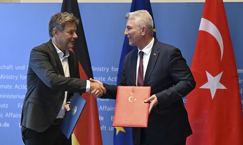 Ticaret Bakanı Bolat: Alman İş Dünyası Türkiye'ye Güveniyor