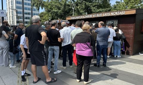 Trabzonspor ile Beşiktaş Arasındaki Maçın Biletleri Satışta