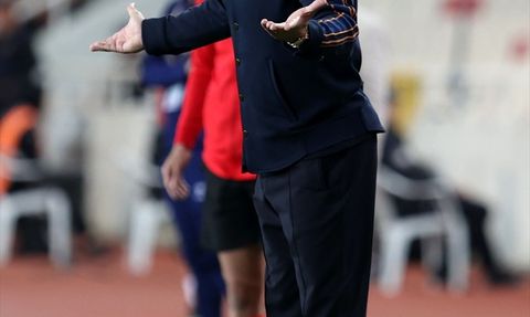 Trendyol Süper Lig: RAMS Başakşehir, Sivasspor'u Deplasmana Deviriyor