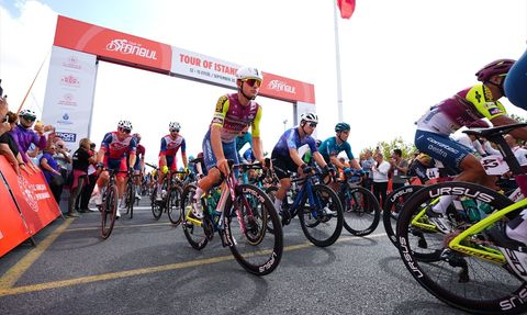 Uluslararası İstanbul Bisiklet Turu'nda Mathieu Burgaudeau Zafere Ulaştı