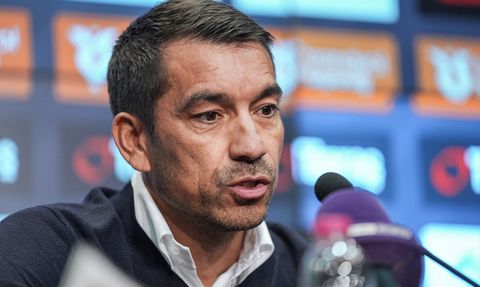 Beşiktaş, Konyaspor'u 2-0 Geçti: Van Bronckhorst'tan Önemli Açıklamalar