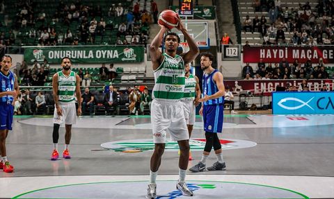 Bursaspor Basketbol, Türk Telekom'u 94-90 Mağlup Etti