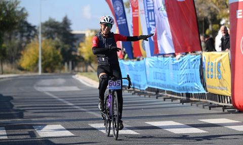 Edirne'de 15. Cumhuriyet Kupası Bisiklet Yarışı Coşkusu