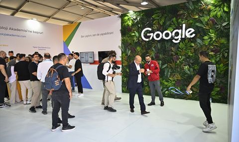 Google Türkiye, Yapay Zeka ve Teknoloji Akademisi'ni TEKNOFEST'te Açtı