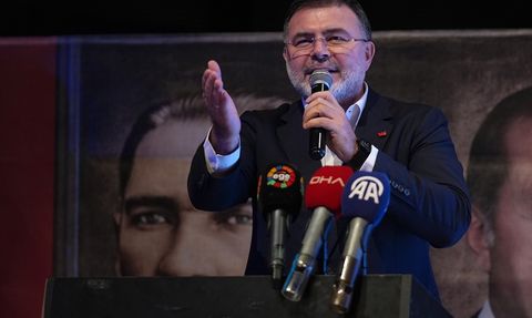 Hamza Dağ'dan Karşıyaka Stadı için İzmir Büyükşehir Belediyesi'ne Destek Çağrısı