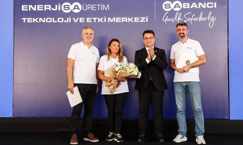 İzmir'de Sabancı Gençlik Seferberliği ile İlk Teknoloji Merkezi Açıldı