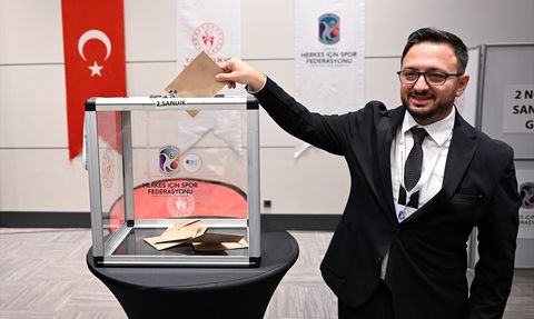 Kerim Çomoğlu, Türkiye Herkes İçin Spor Federasyonu Başkanı Tekrar Seçildi