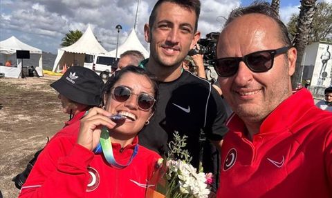 Kübra Dere, Portekiz'de Gümüş Madalya Kazandı