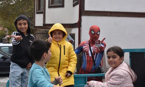 Örümcek Adam Çocukların Gözdesi Olmaya Devam Ediyor