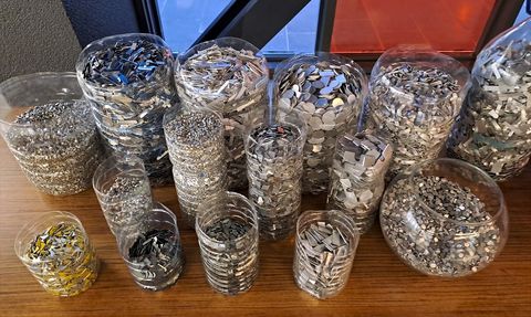 Sakarya'da Emekli Öğretmenden Metal Atıklarla Sanata Dönüşüm