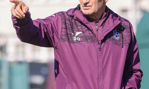 Trabzonspor, Fenerbahçe Maçına Hazırlıklarını Sürdürüyor